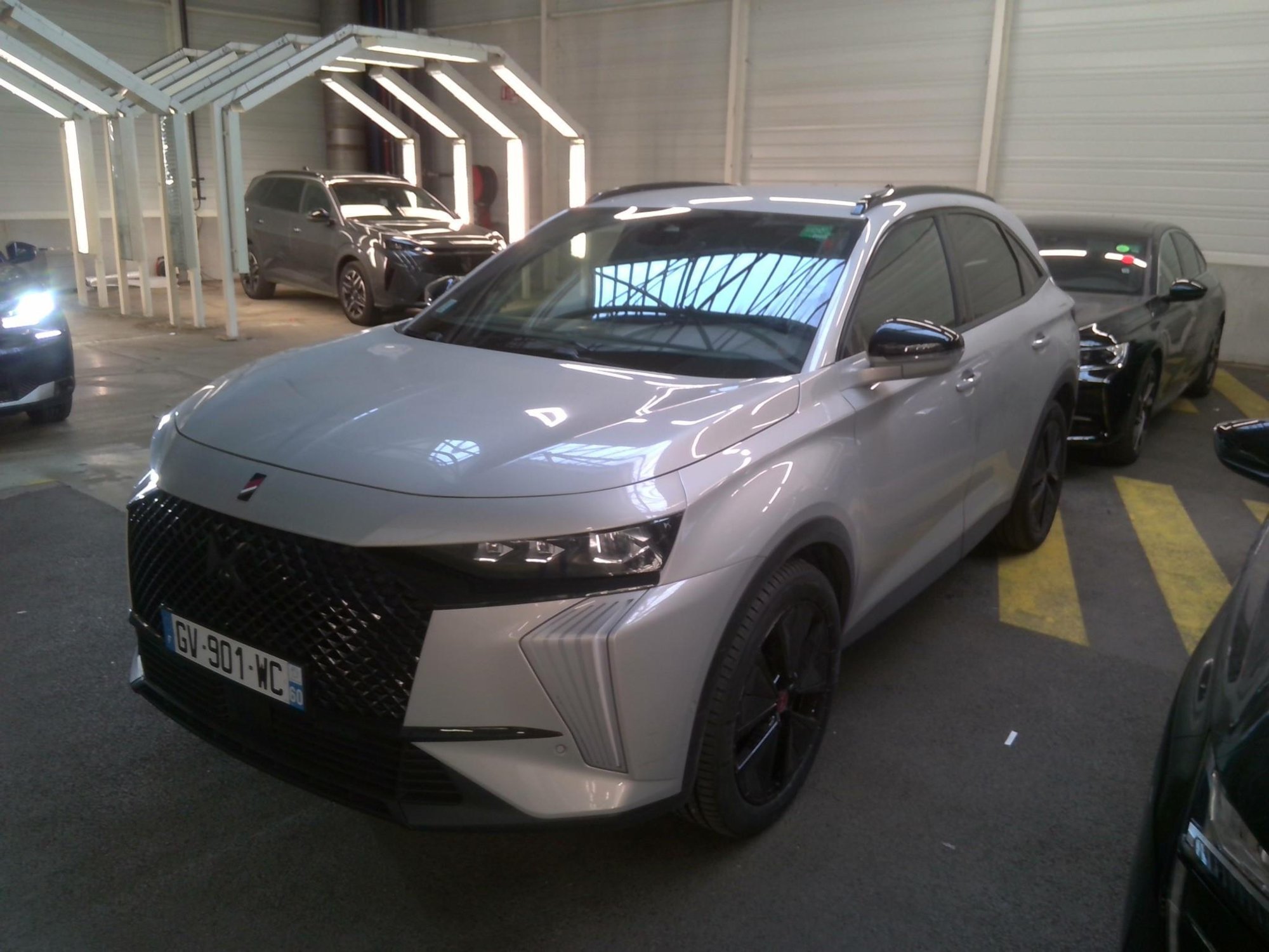 DS DS7 Crossback 1.6 E-TENSE Performance Line + - Hybrid - Automatic - 225 hp - 32.710 km
