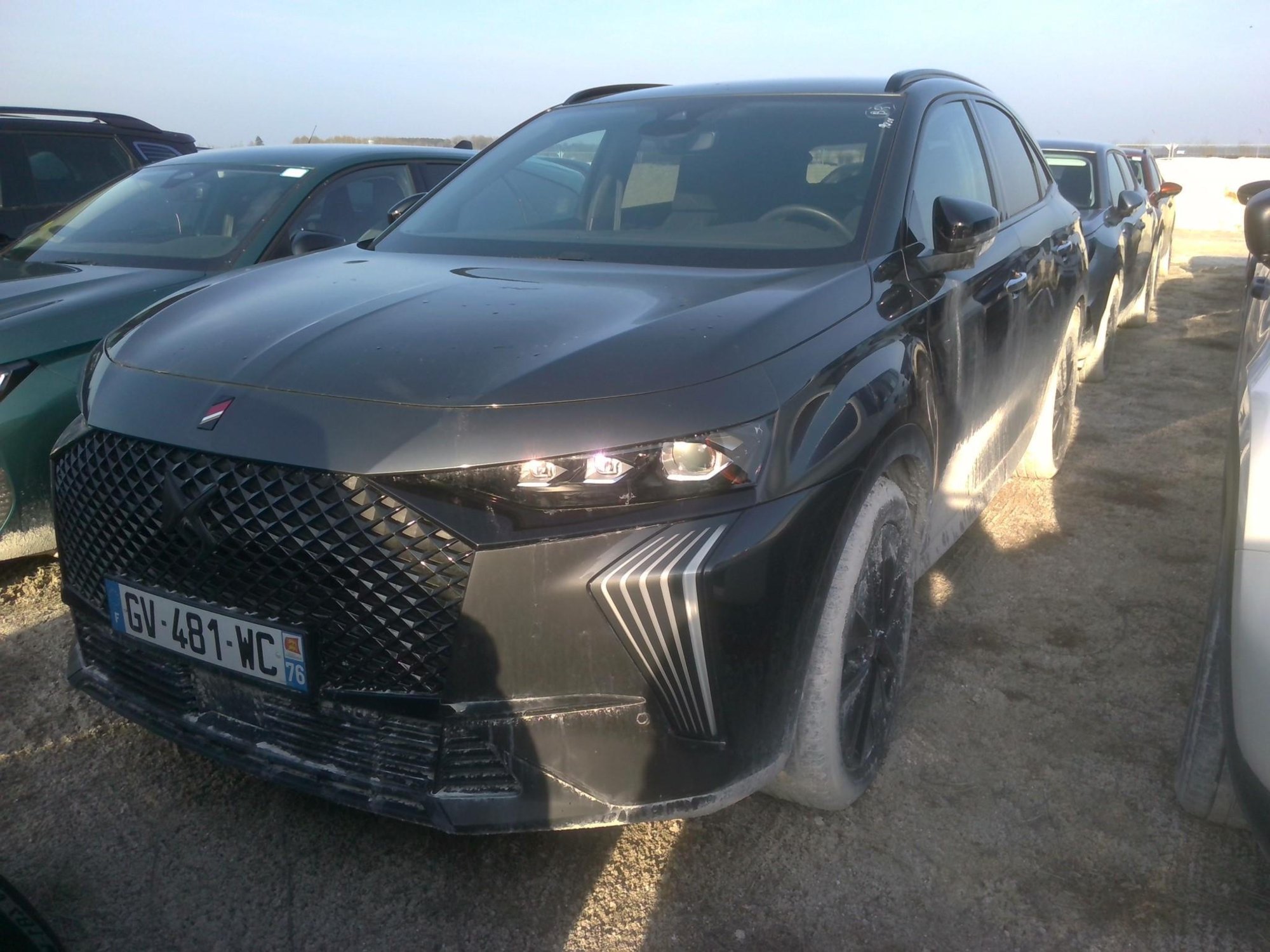 DS DS7 Crossback 1.6 E-TENSE Performance Line + - Hybrid - Automatic - 225 hp - 28.737 km