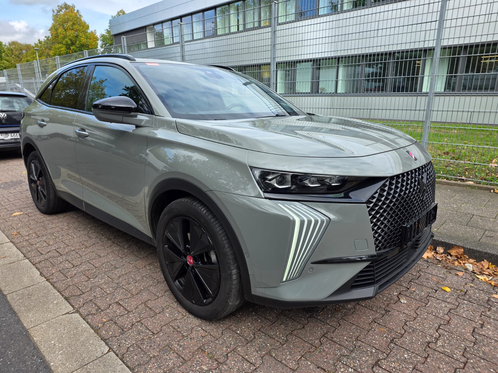 DS DS7 Crossback Performance Line + - Hybrid - Automatic - 180 hp - 27.660 km