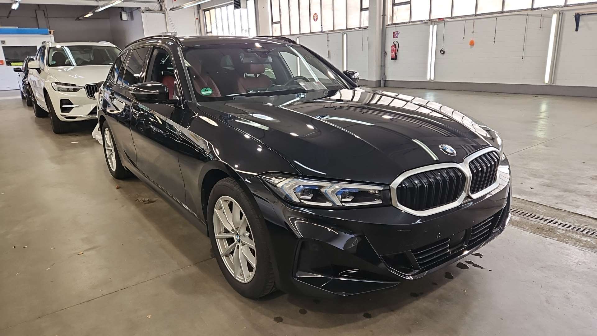 BMW 3 Series Touring 318d - Diesel - Automatic - 150 hp - 72.327 km