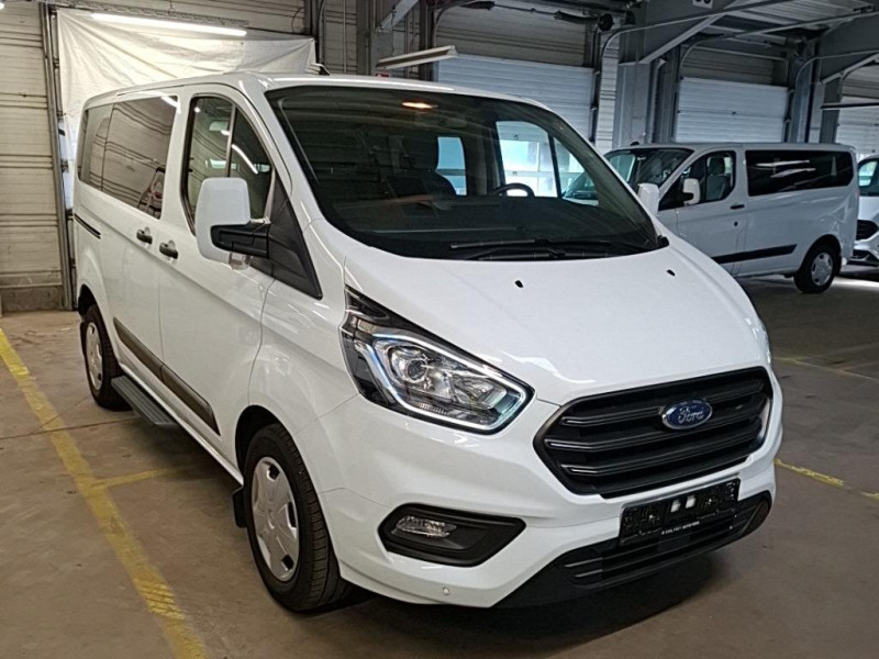 Ford Tourneo Custom L1H1 Trend - Diesel - Manual - 105 hp - 64.173 km