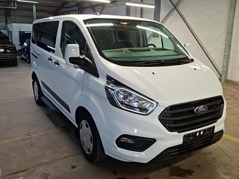 Ford Tourneo Custom L1H1 Trend - Diesel - Manual - 105 hp - 61.229 km