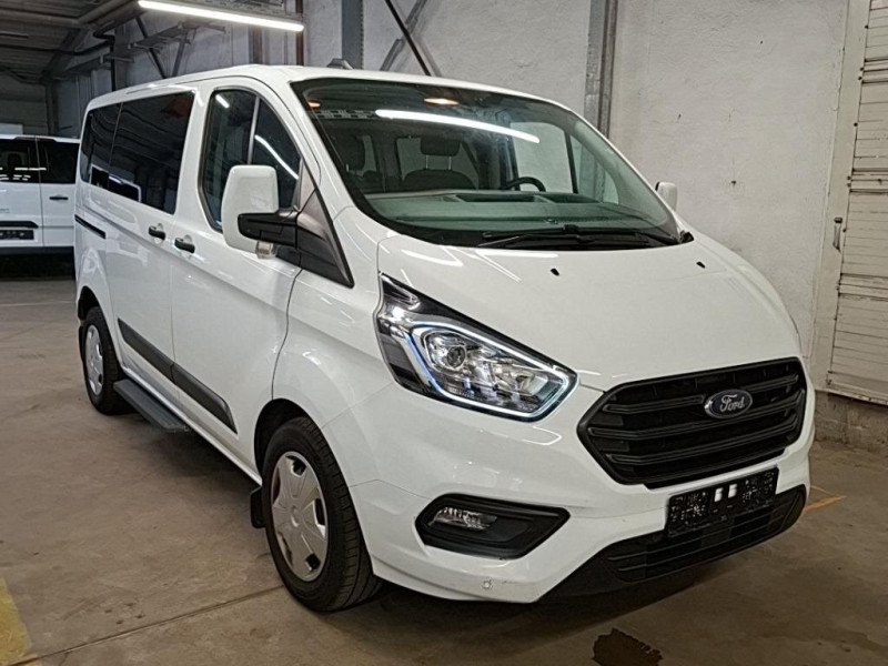 Ford Tourneo Custom L1H1 Trend - Diesel - Manual - 105 hp - 71.163 km