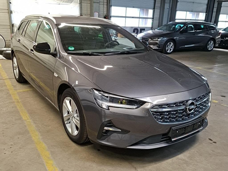 Opel Insignia Sports Tourer 2.0 Business - Diesel - Automatic - 174 hp - 105.601 km