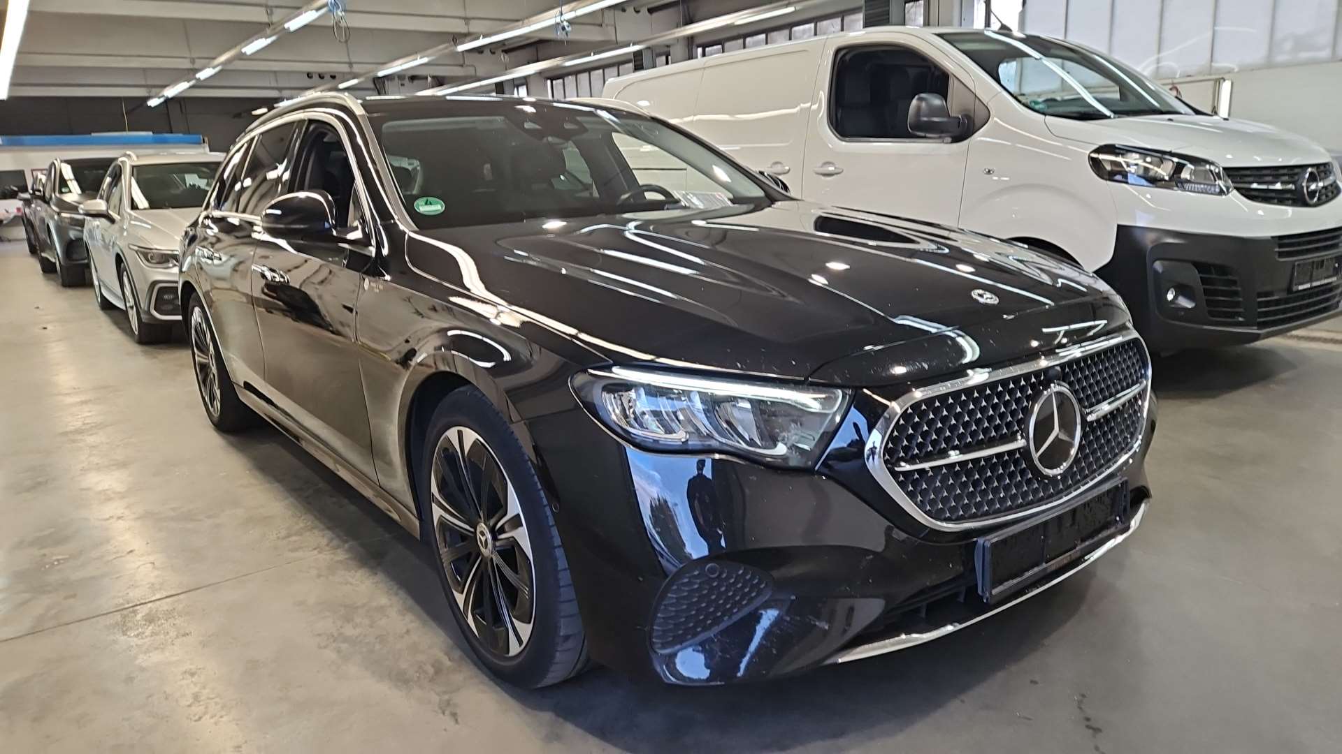 Mercedes-Benz E Break 300de - Hybrid - Automatic - 197 hp - 128.229 km