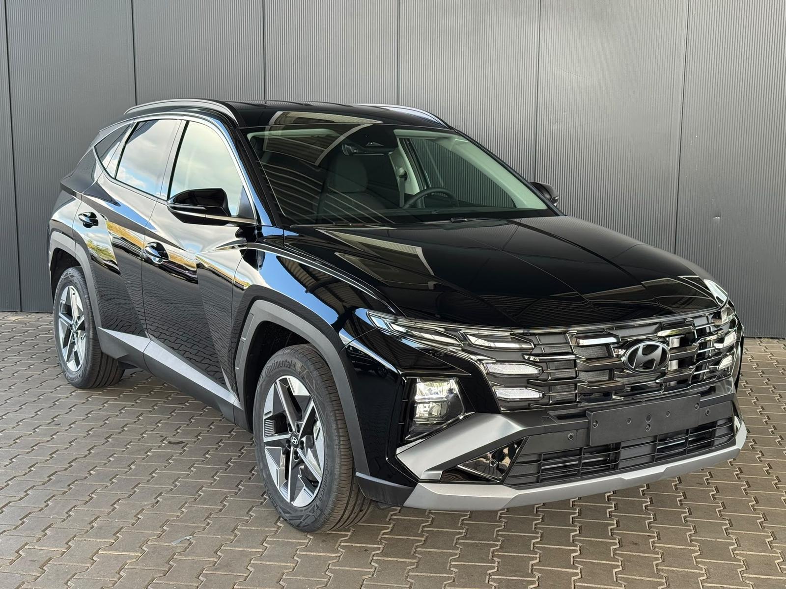 Hyundai Tucson 1.6 T-GDI Comfort - AWD - Petrol - Automatic - 180 hp - 50 km