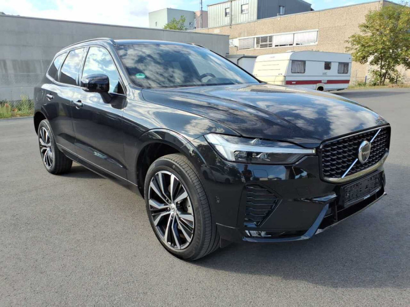 Volvo XC60 B5 Ultra Dark - AWD - Petrol - Automatic - 250 hp - 20.933 km