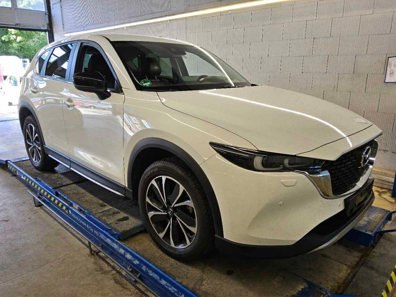 Mazda CX-5 Newground - Petrol - Automatic - 194 hp - 44.267 km