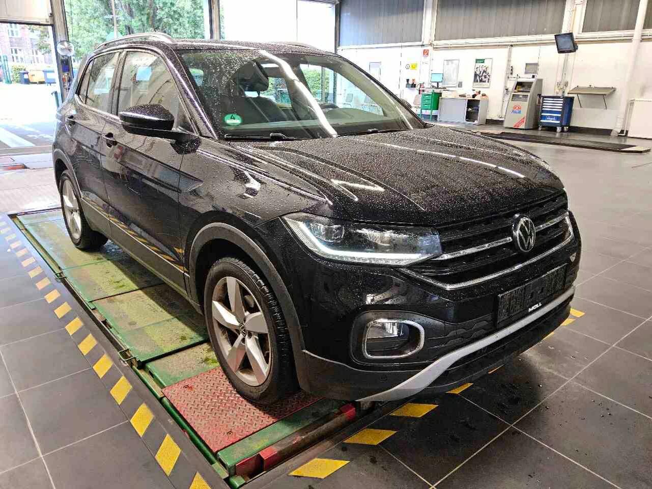 Volkswagen T-Cross 1.0 TSI Style - Petrol - Automatic - 110 hp - 24.500 km