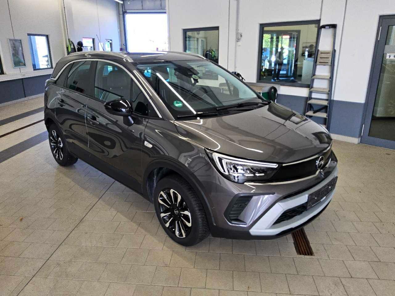 Opel Crossland 1.2 Elegance - Petrol - Automatic - 130 hp - 18.379 km