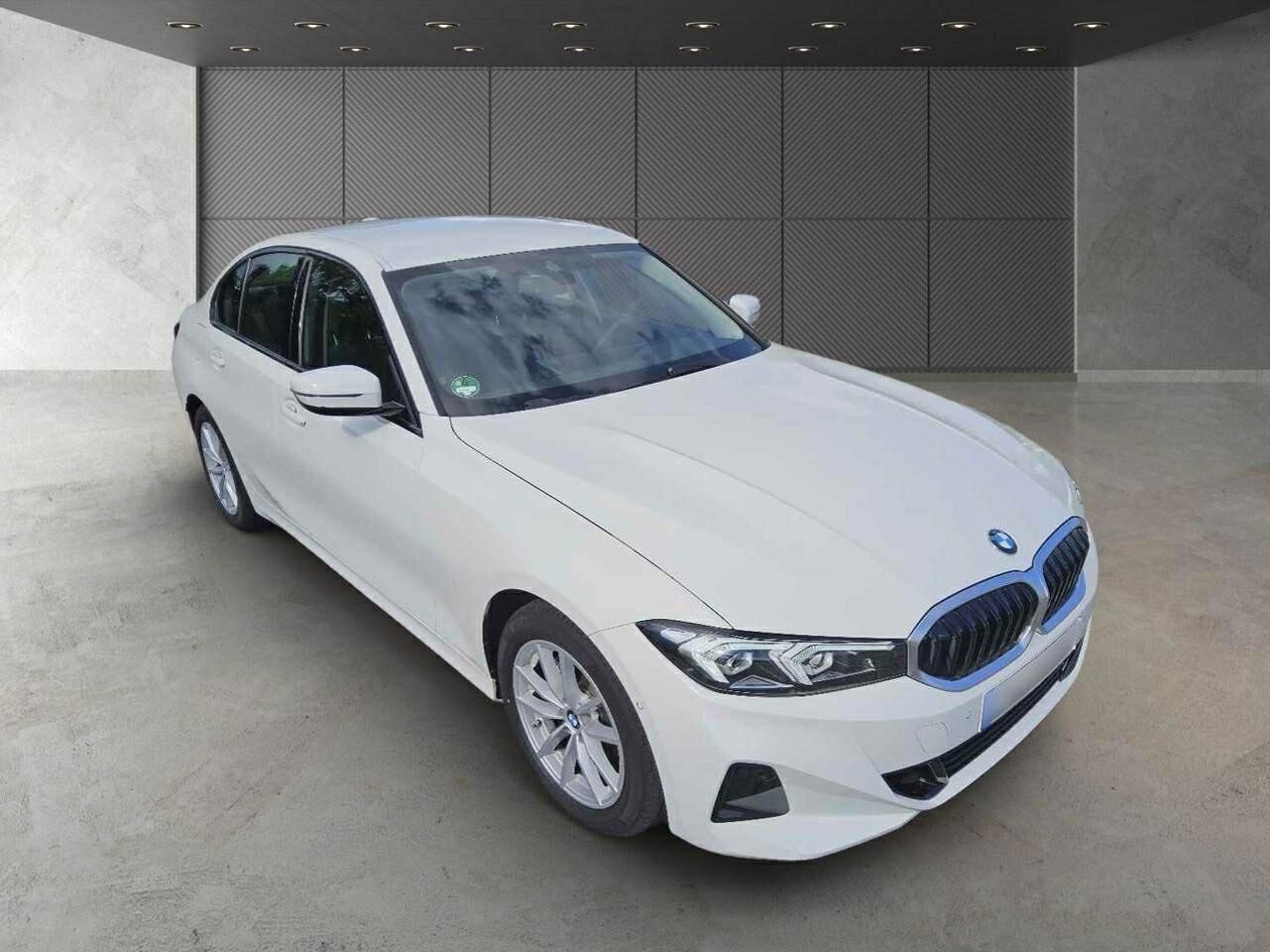 BMW 3 Series 318i - Petrol - Automatic - 156 hp - 8.633 km