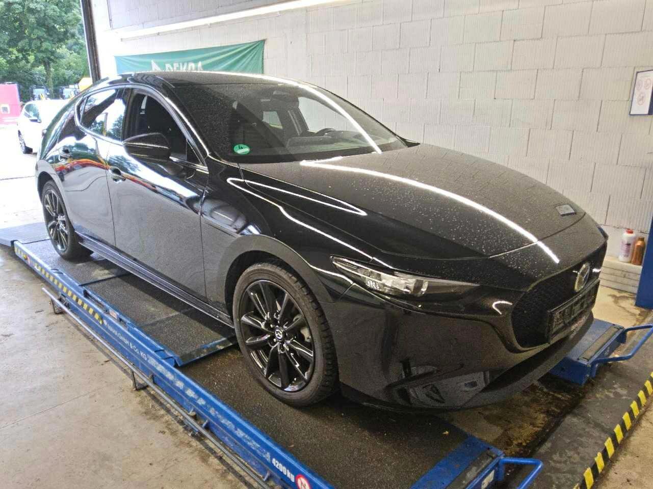 Mazda 3 Homura - Petrol - Automatic - 140 hp - 13.131 km