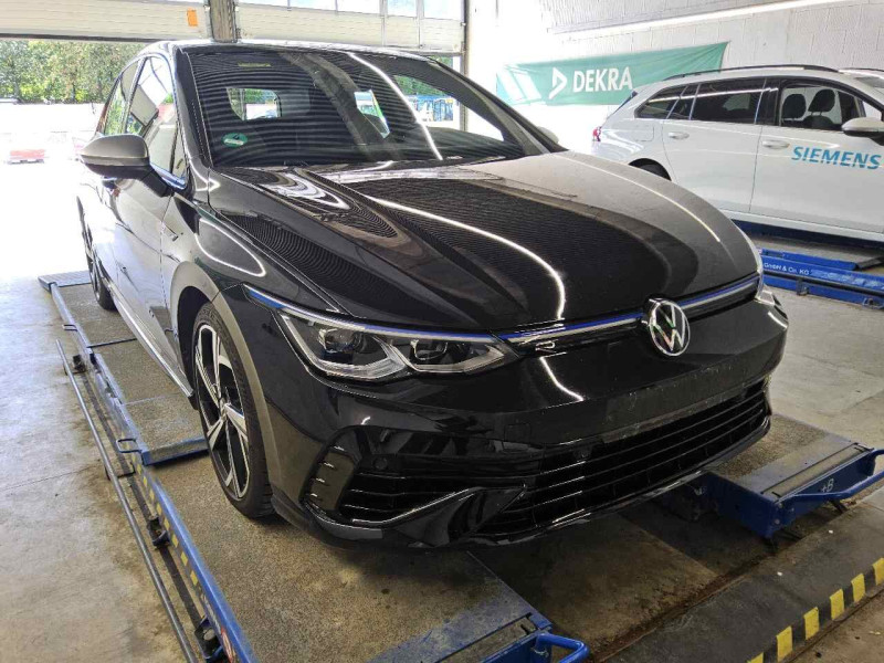 Volkswagen Golf 2.0 TSI - 4Motion - Petrol - Automatic - 319 hp - 60.231 km