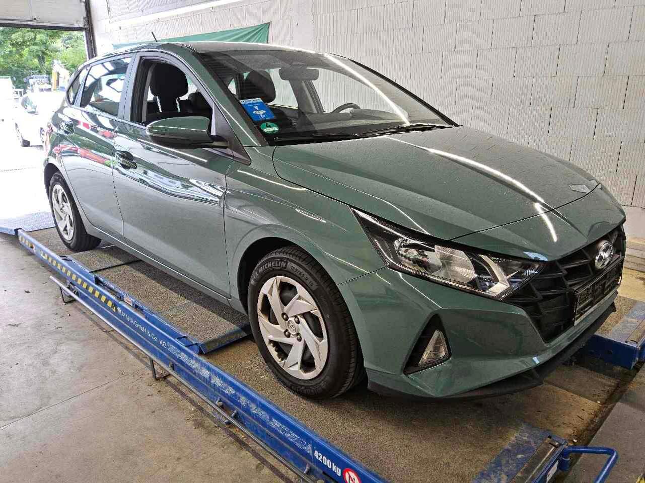 Hyundai i20 1.2 Blue - Petrol - Manual - 84 hp - 58.763 km