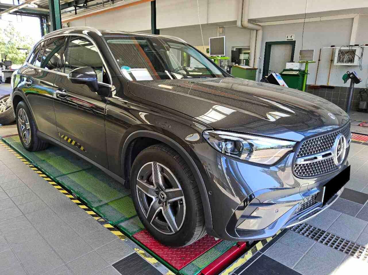 Mercedes-Benz GLC 220d AMG Line - 4-Matic - Diesel - Automatic - 197 hp - 173.680 km