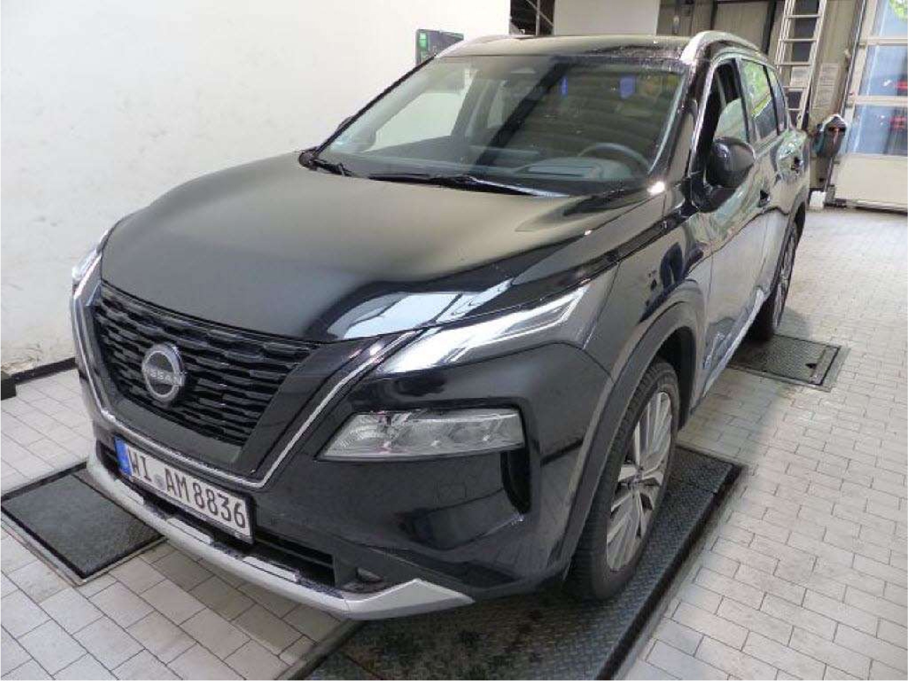 Nissan X-Trail 1.5 e-Power Tekna - Petrol - Automatic - 158 hp - 14.496 km