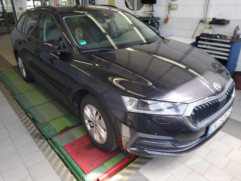 Skoda Octavia Combi 2.0 TDI Ambition - Diesel - Manual - 115 hp - 116.207 km