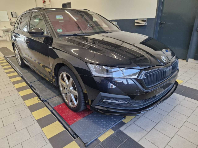 Skoda Octavia Combi 2.0 TDI Sportline - Diesel - Automatic - 150 hp - 171.688 km