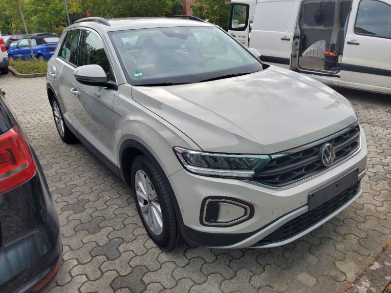 Volkswagen T-ROC 1.5 TSI Life - Petrol - Automatic - 150 hp - 40.103 km