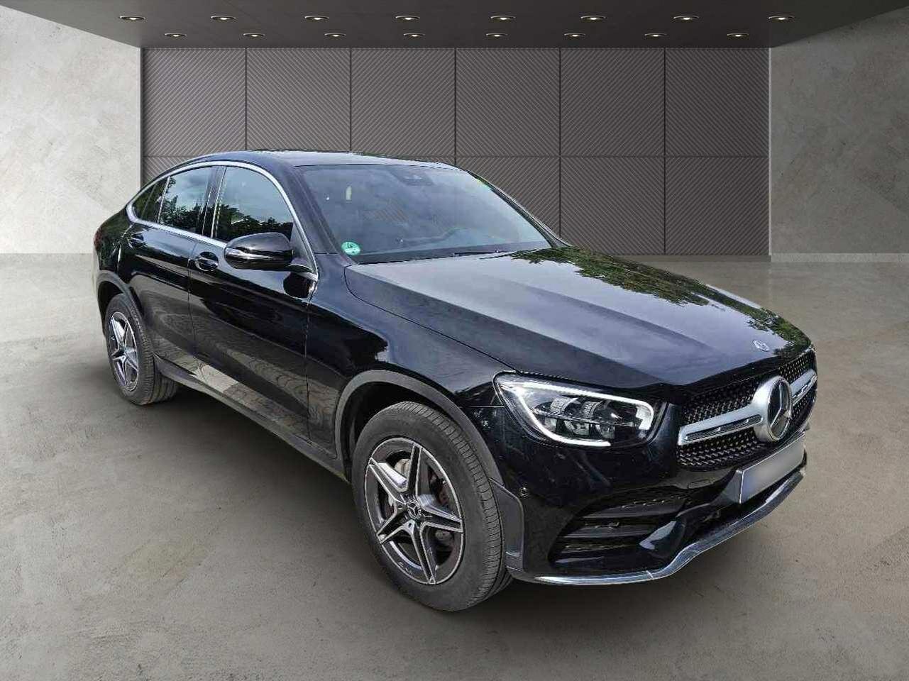Mercedes-Benz GLC Coupé 300de AMG Line - 4-Matic - Hybrid - Automatic - 194 hp - 104.328 km