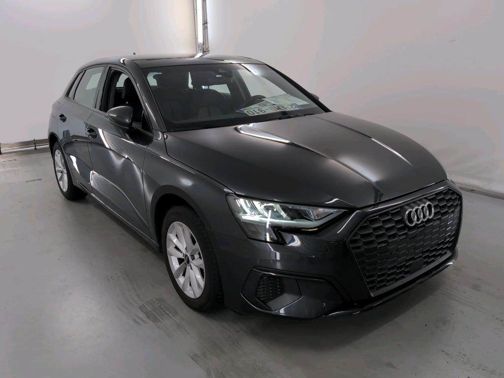 Audi A3 Sportback 30 TFSI Attraction - Petrol - Automatic - 110 hp - 46.657 km