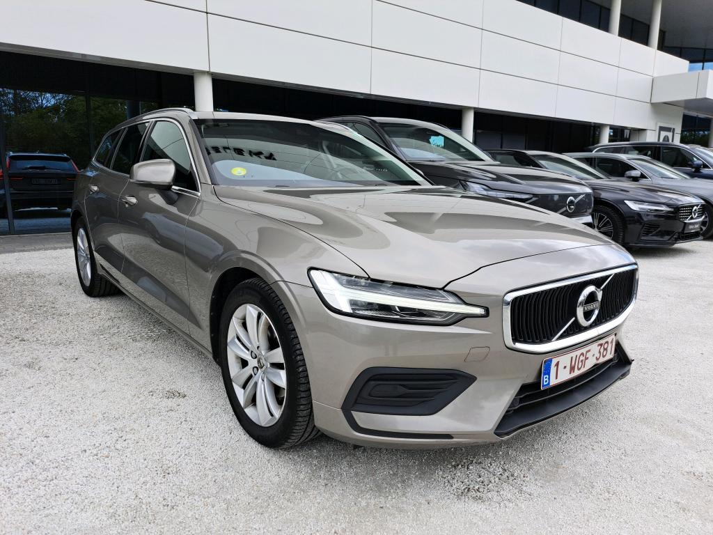 Volvo V60 D3 Momentum - Diesel - Automatic - 150 hp - 113.825 km
