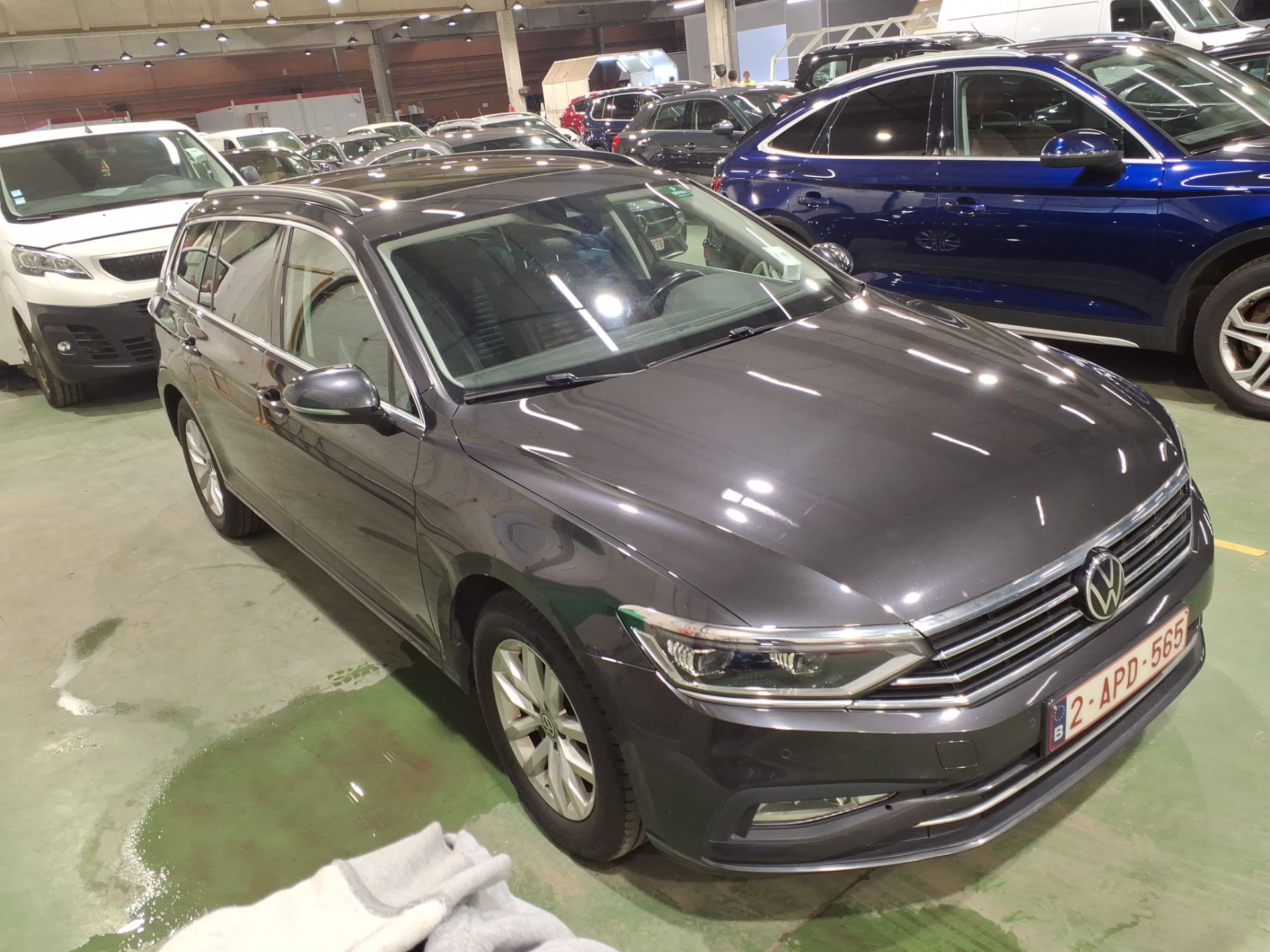 Volkswagen Passat Variant 1.5 TSI Style Business - Petrol - Manual - 150 hp - 181.600 km