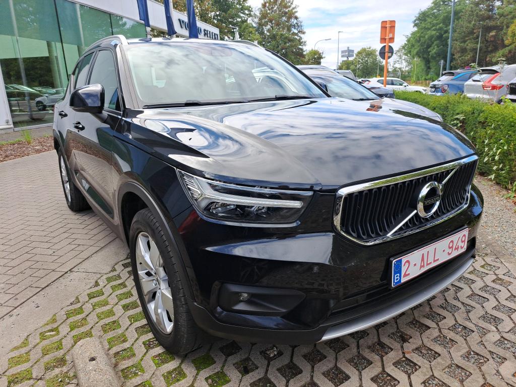 Volvo XC40 1.5 T3 Momentum Pro - Petrol - Automatic - 163 hp - 75.210 km