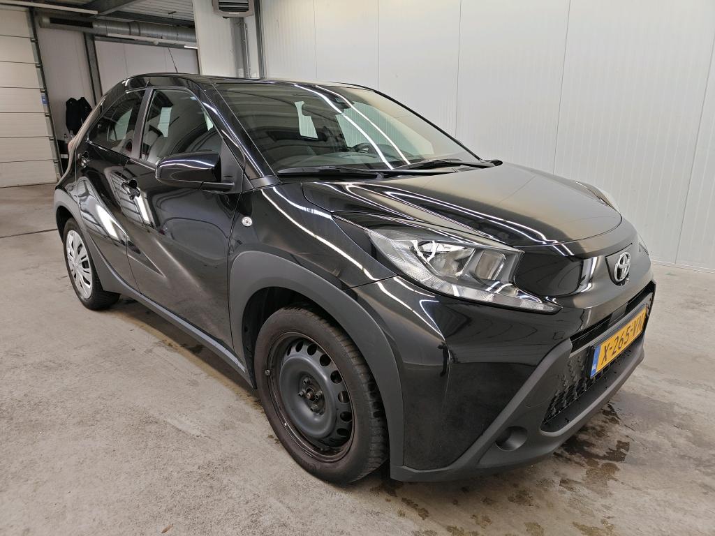 Toyota Aygo X 1.0 VVT-i Play - Petrol - Manual - 72 hp - 59.900 km