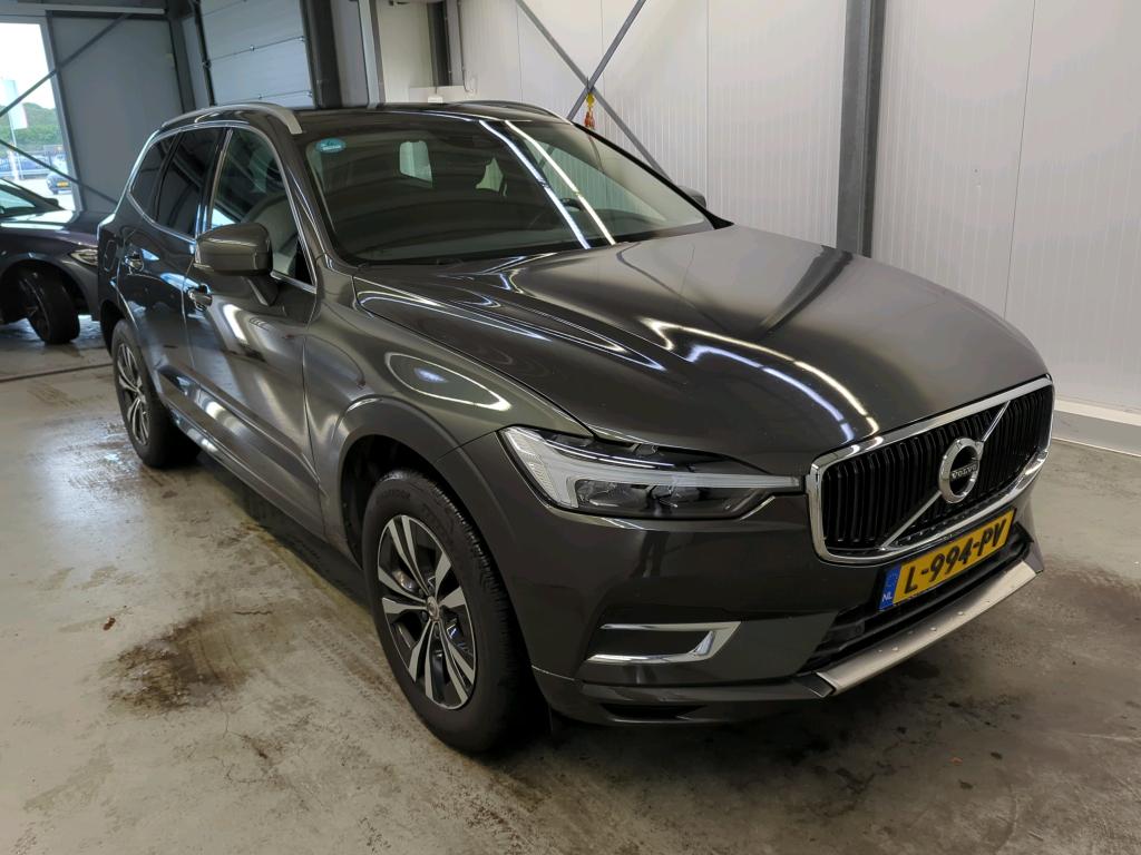 Volvo XC60 B4 Momentum - Petrol - Automatic - 197 hp - 184.791 km