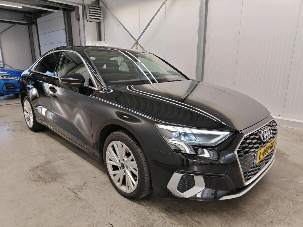 Audi A3 35 TDI Business - Diesel - Automatic - 150 hp - 120.659 km