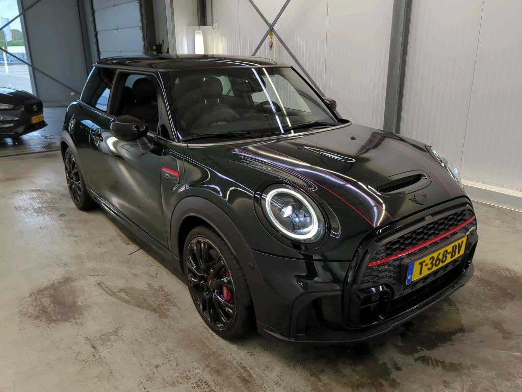 Mini 3 Doors John Cooper Works 2.0 John Cooper Works - Petrol - Automatic - 231 hp - 44.677 km