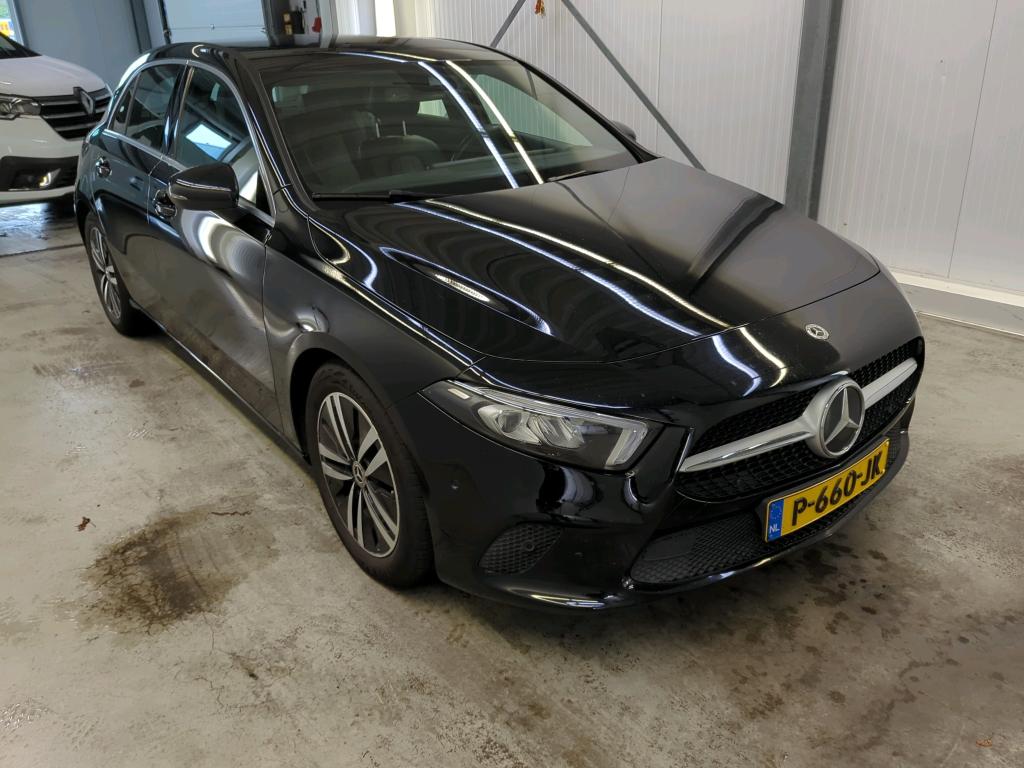 Mercedes-Benz A 180 Business Solution - Petrol - Automatic - 136 hp - 183.120 km