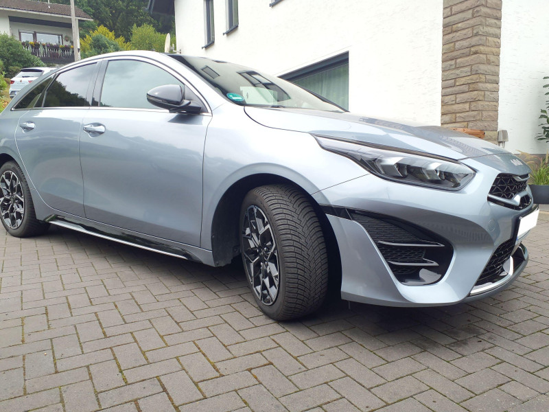 Kia ProCeed 1.5 T-GDI GT Line - Petrol - Automatic - 160 hp - 45.246 km
