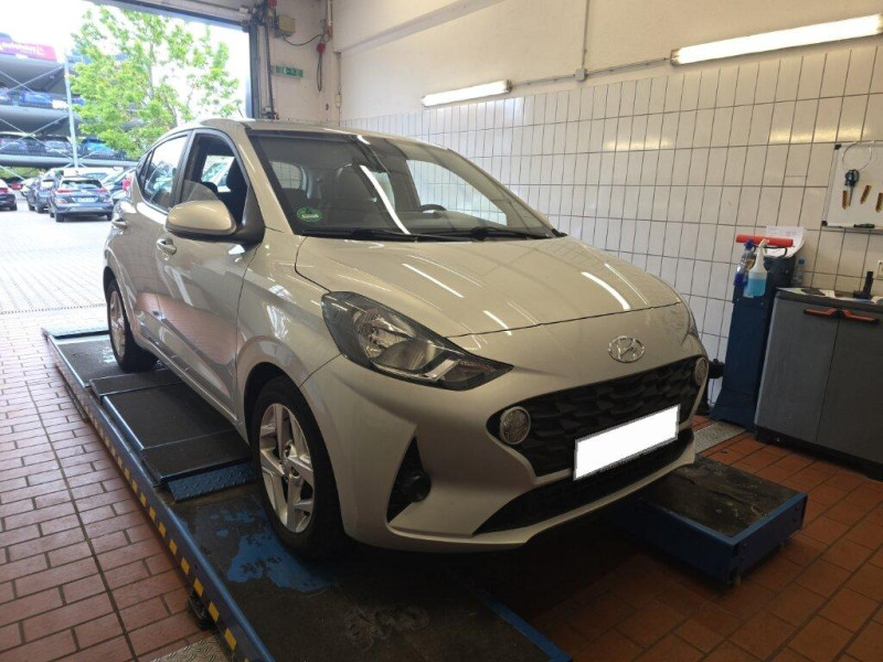 Hyundai i10 1.0 Trend - Petrol - Manual - 67 hp - 53.946 km