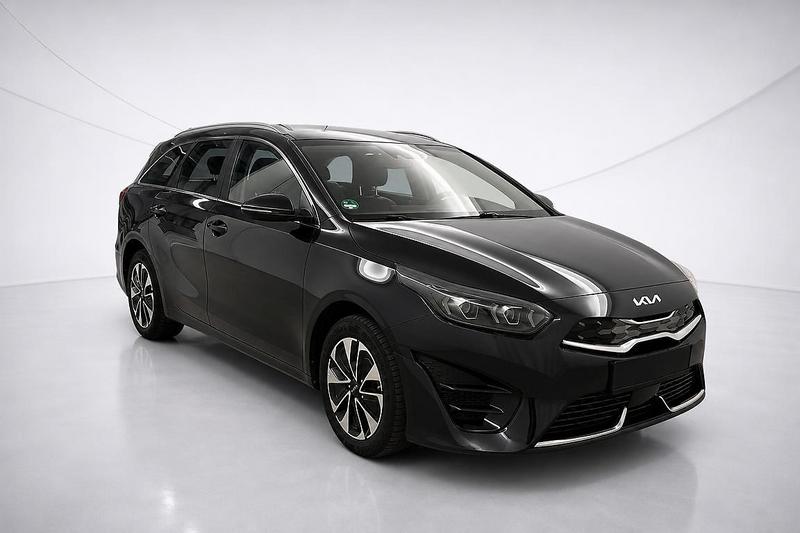 Kia Ceed SW 1.6 GDI Inspiration - Hybrid - Automatic - 105 hp - 73.572 km