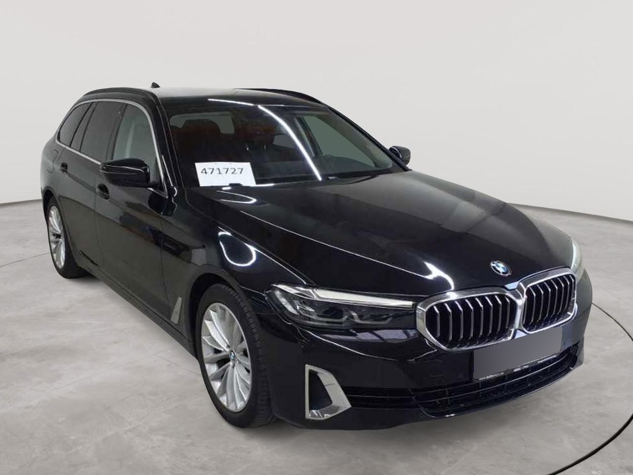 BMW 5 Series Touring 520d Luxury - xDrive - Diesel - Automatic - 190 hp - 136.158 km