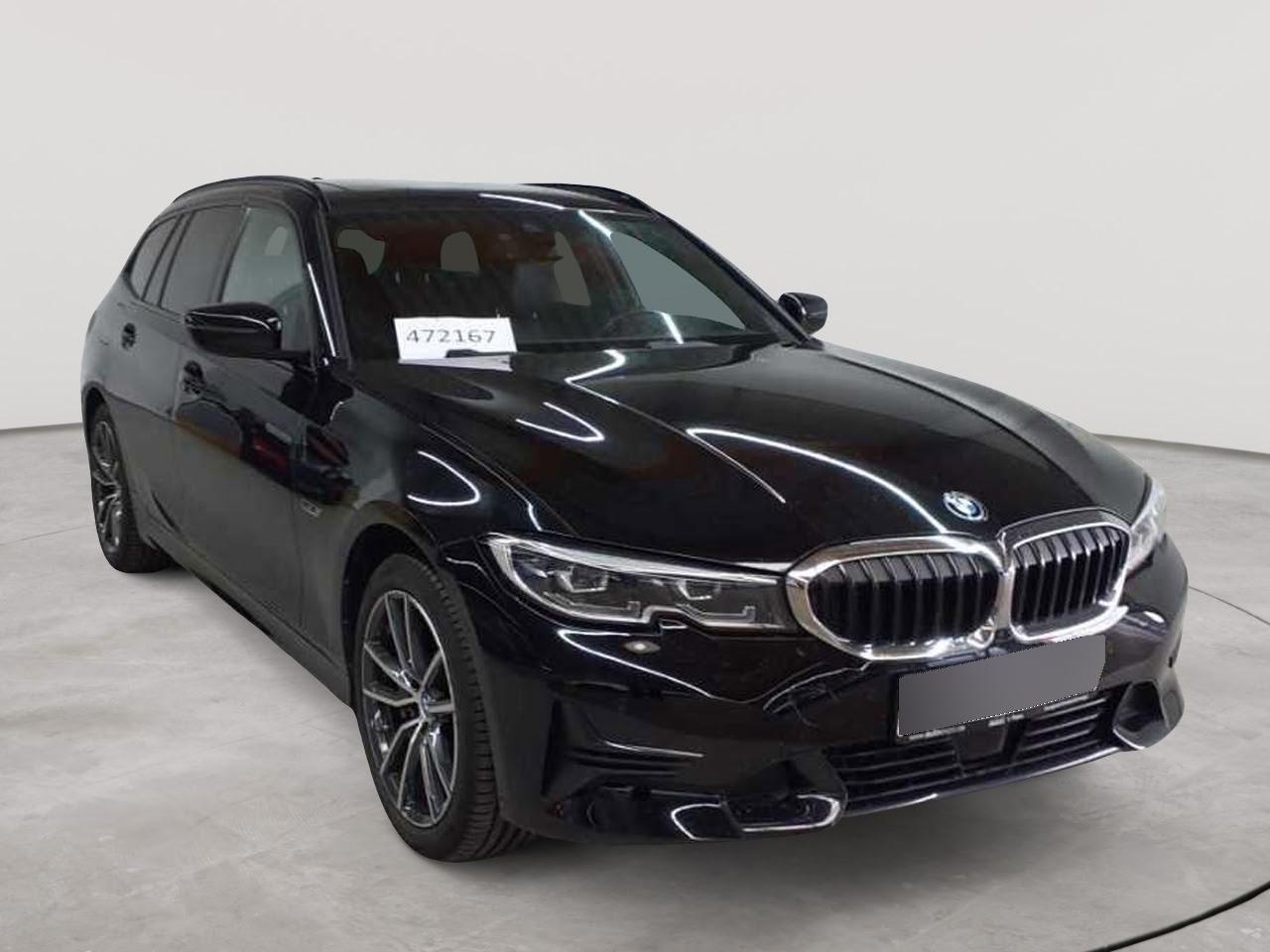 BMW 3 Series Touring 330e Sport Line - xDrive - Petrol - Automatic - 184 hp - 69.954 km