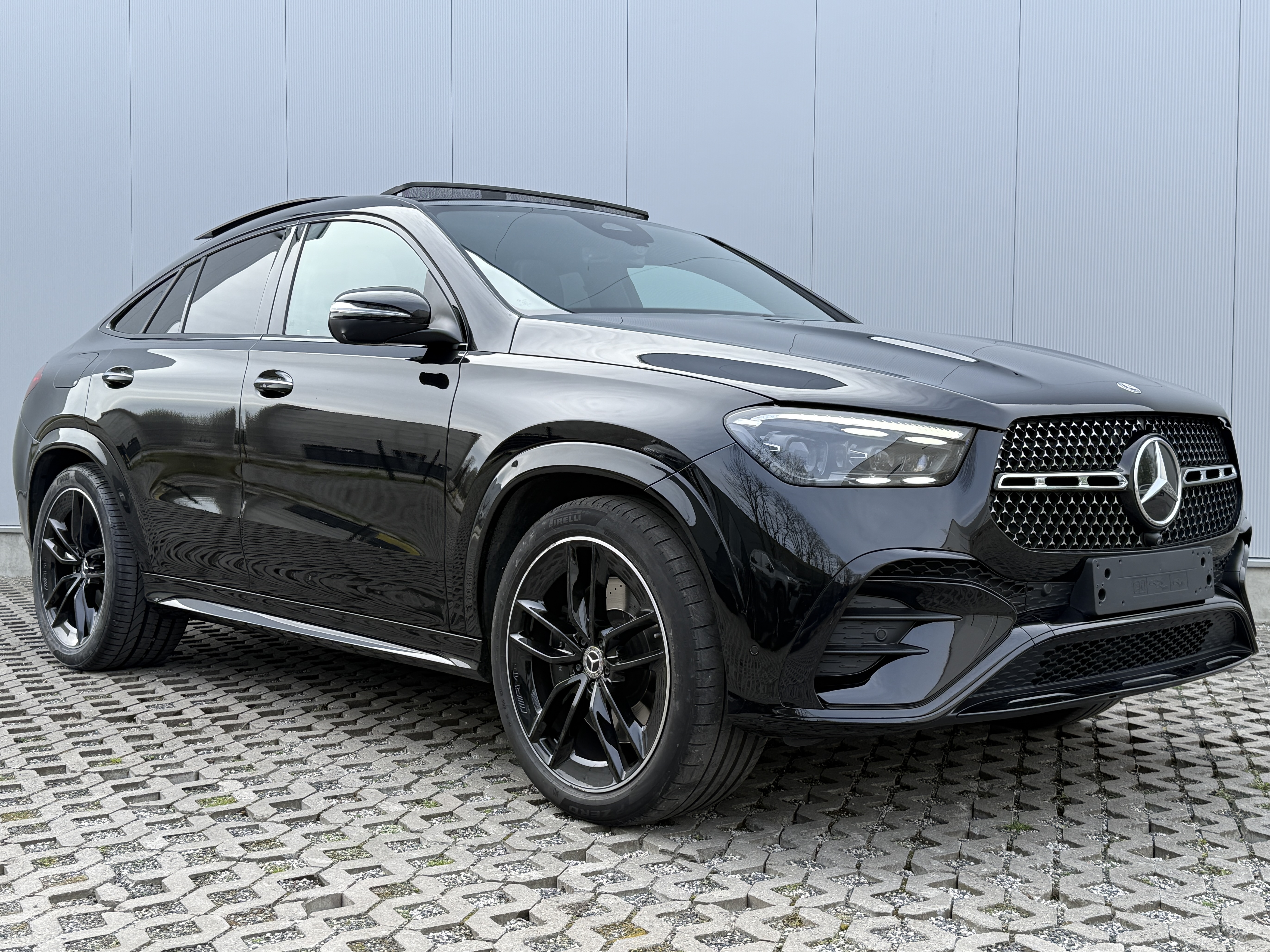 Mercedes-Benz GLE Coupé 350de AMG Line - 4-Matic - Hybrid - Automatic - 197 hp - 49.918 km