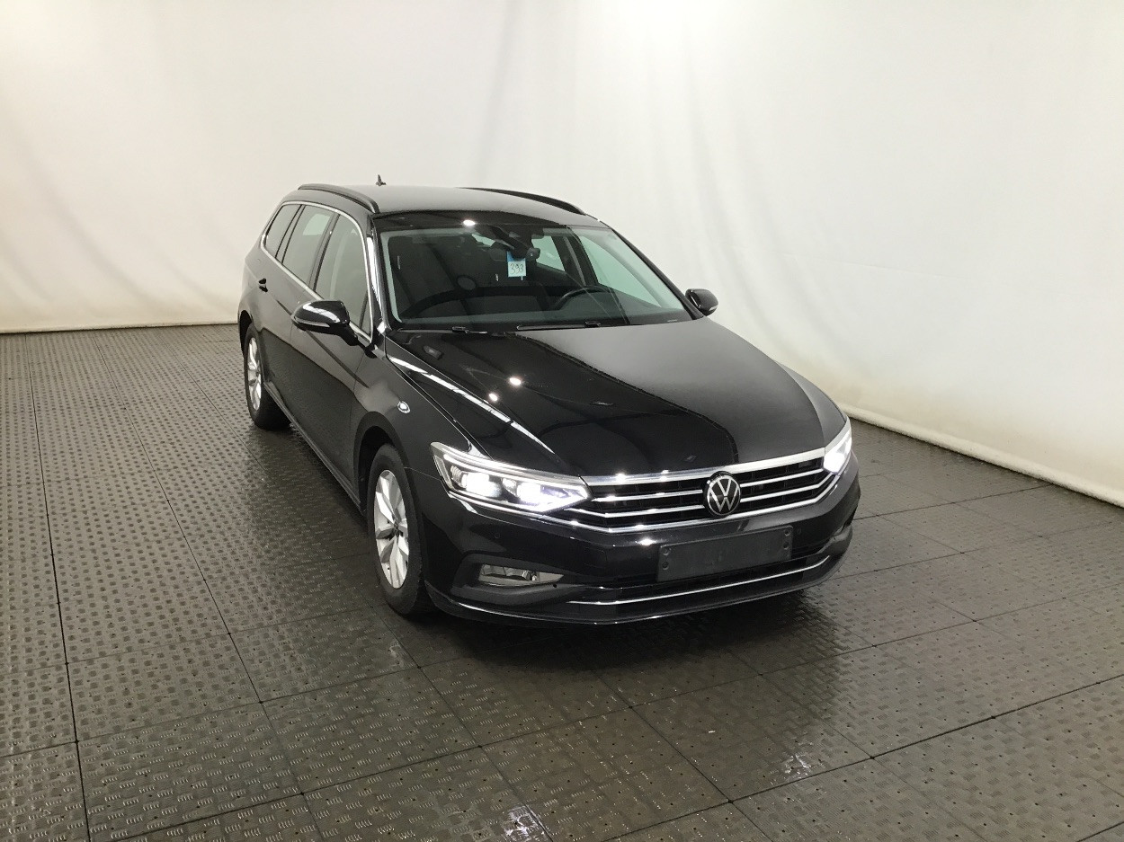 Volkswagen Passat 2.0 TDI - Diesel - Automatic - 150 hp - 166.416 km
