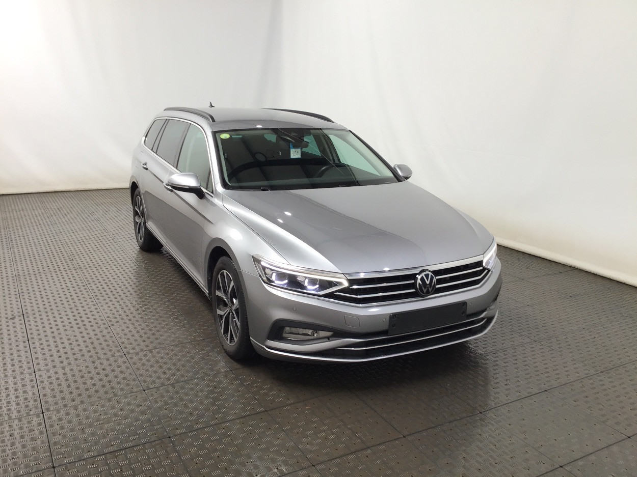 Volkswagen Passat Variant 2.0 TDI Style Business - Diesel - Manual - 150 hp - 151.255 km