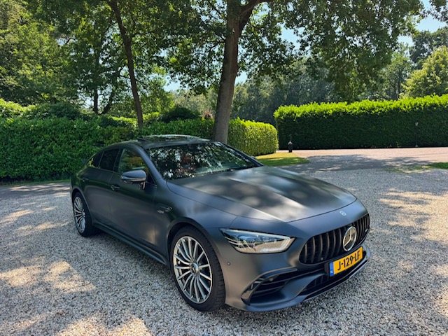 Mercedes-Benz AMG GT 43 GT - Petrol - Automatic - 366 hp - 123.885 km