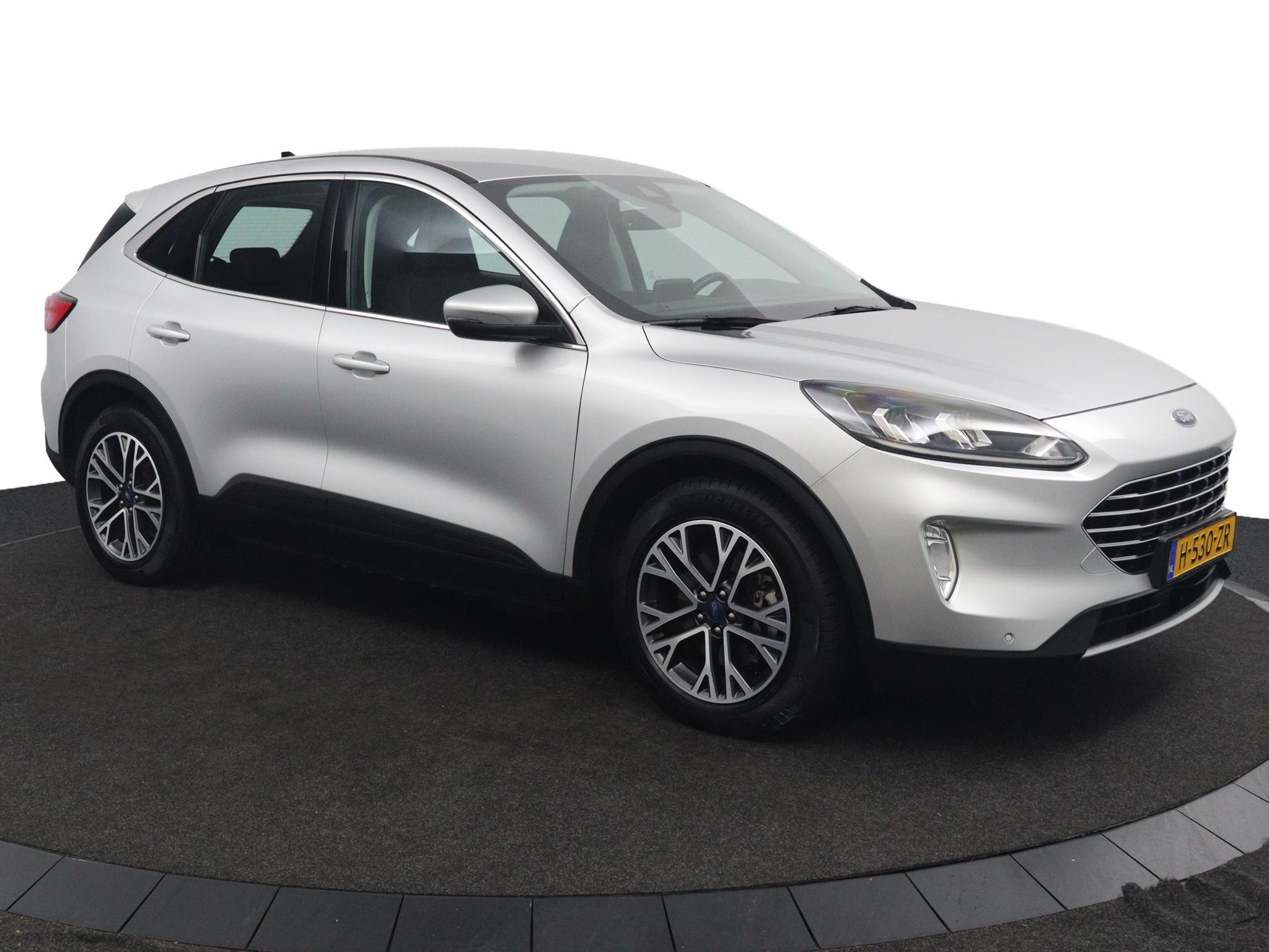 Ford Kuga 2.5 Titanium - Hybrid - Automatic - 225 hp - 96.998 km