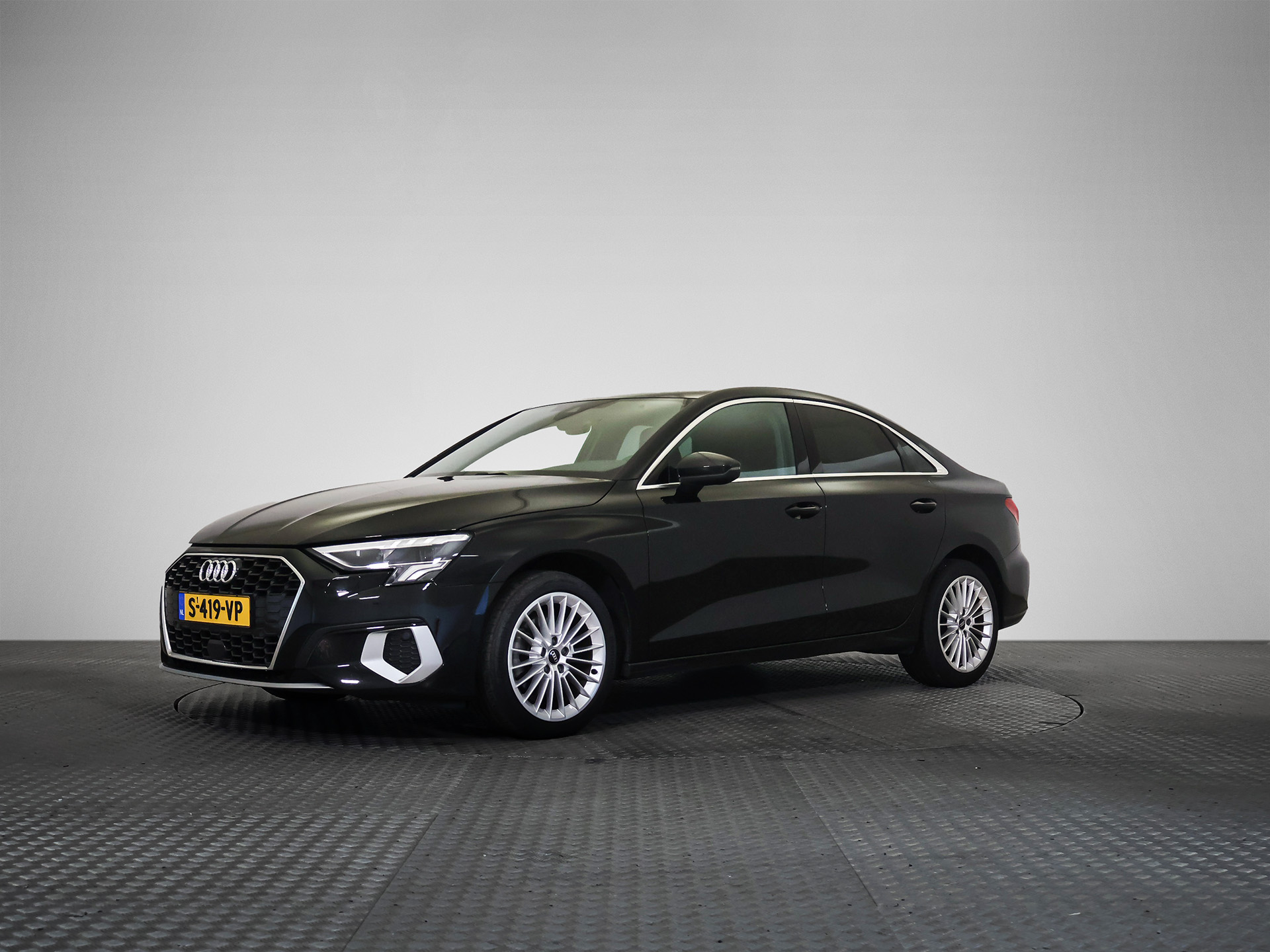 Audi A3 30 TFSI Advanced - Petrol - Automatic - 110 hp - 120.418 km