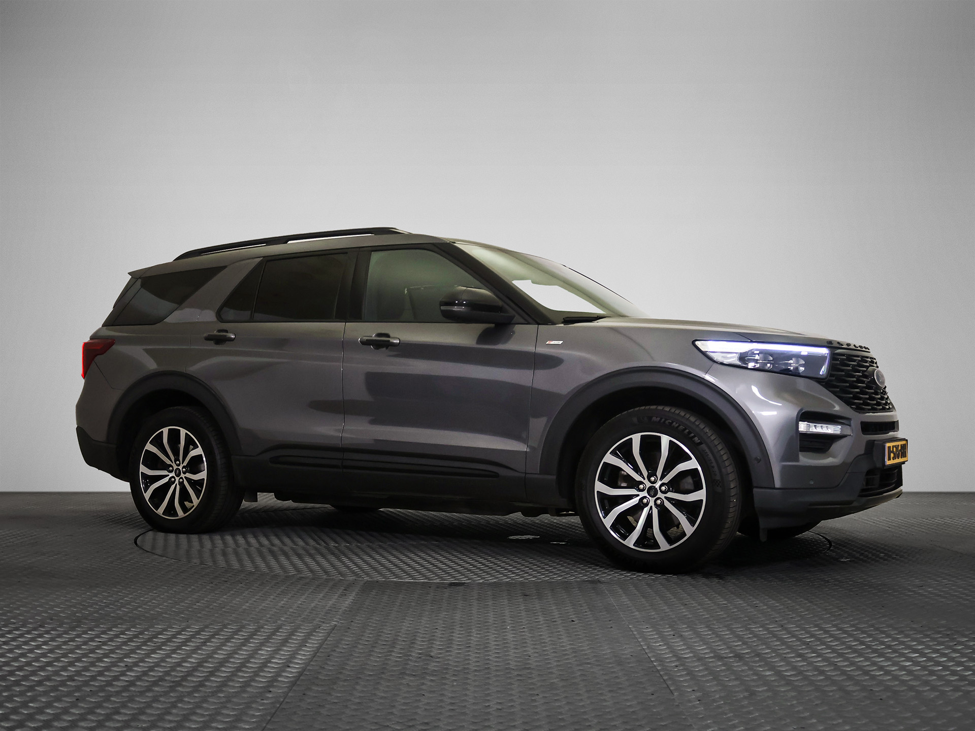 Ford Explorer 3.0 EcoBoost ST Line - Hybrid - Automatic - 363 hp - 199.725 km