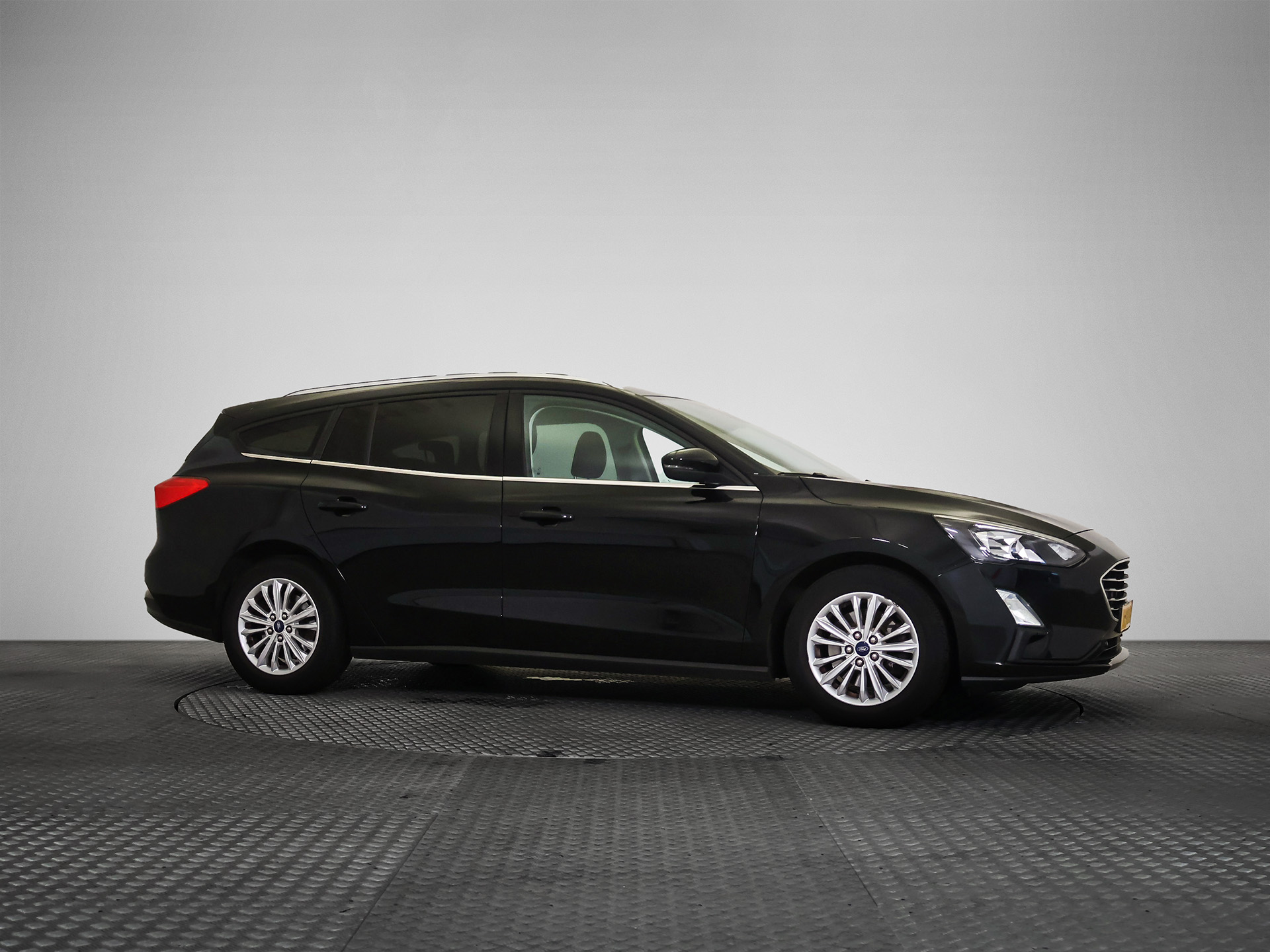 Ford Focus 1.0 EcoBoost Titanium X - Petrol - Manual - 125 hp - 78.498 km