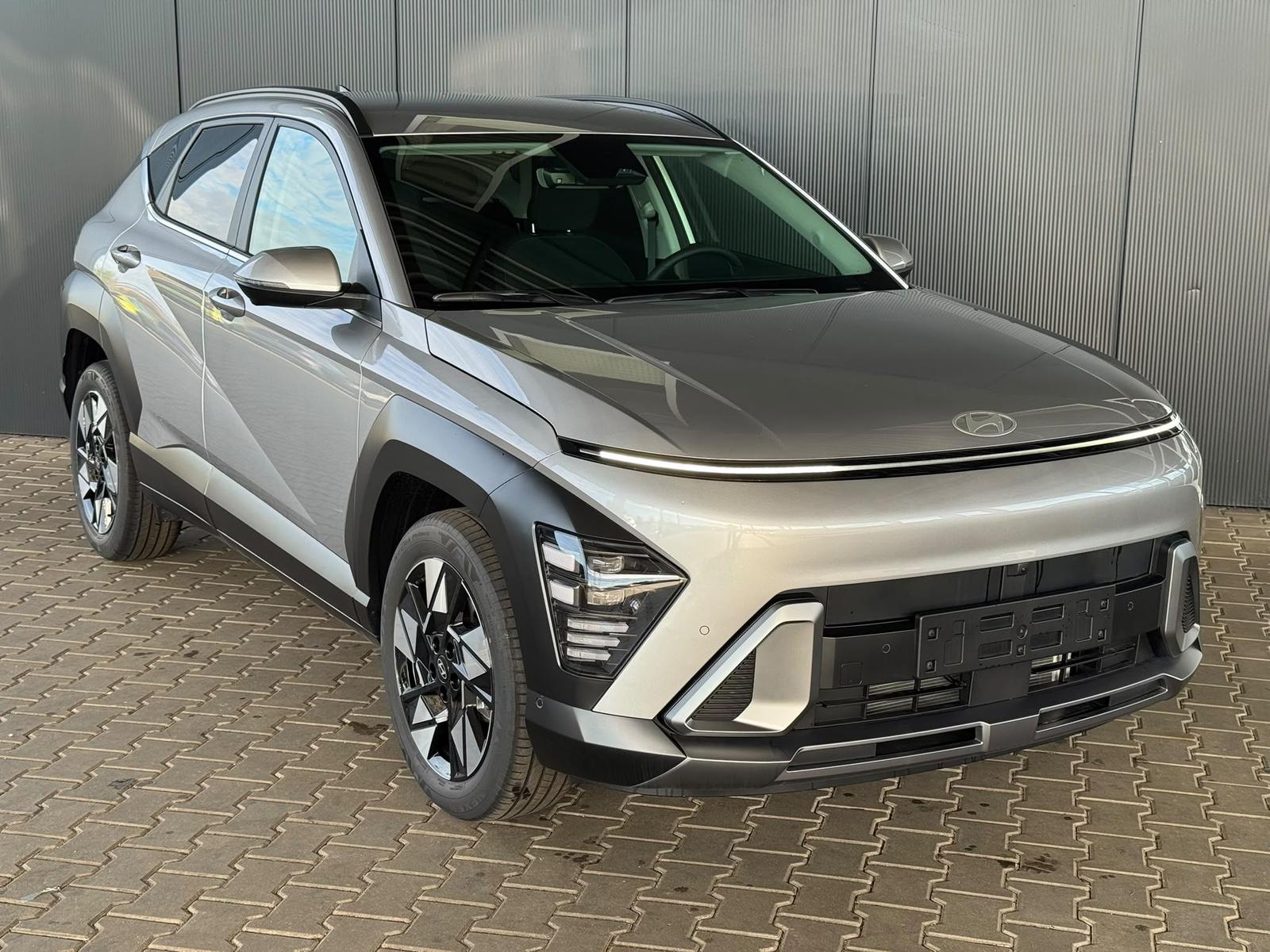 Hyundai Kona 1.6 T-GDI Comfort - Petrol - Automatic - 150 hp - 50 km
