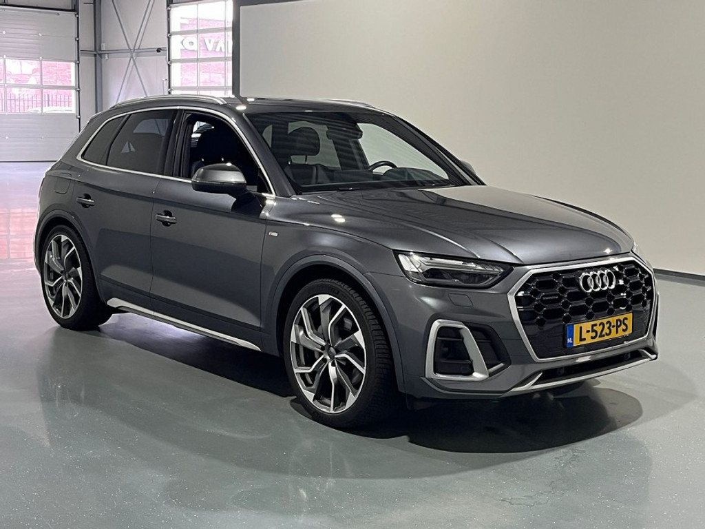 Audi Q5 50 TFSIe S Edition - Quattro - Hybrid - Automatic - 265 hp - 185.722 km