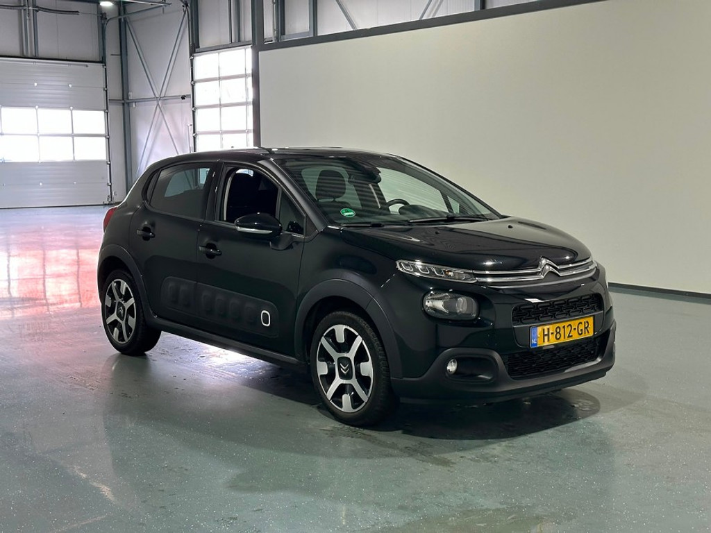 Citroën C3 1.2i Shine - Petrol - Manual - 83 hp - 89.957 km