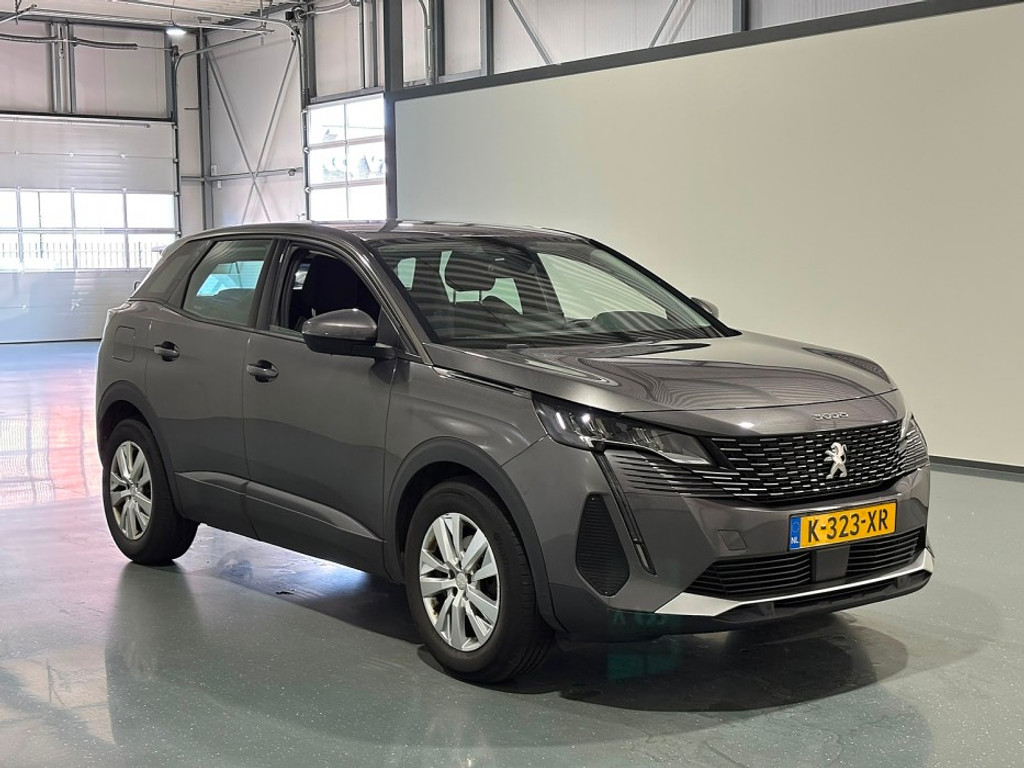 Peugeot 3008 1.2i Active - Petrol - Manual - 131 hp - 122.689 km